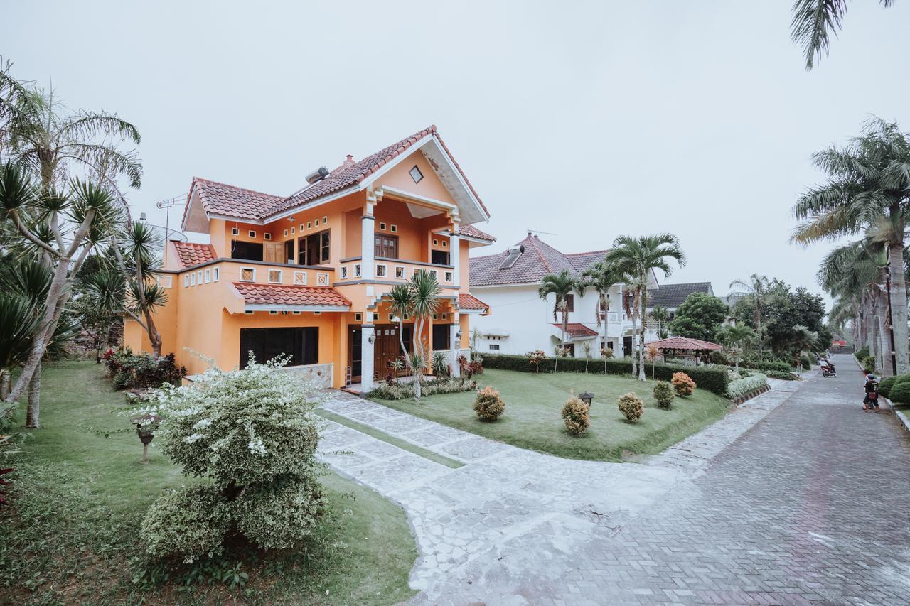 Villa Batu Malang Batu (East Java) Exterior photo