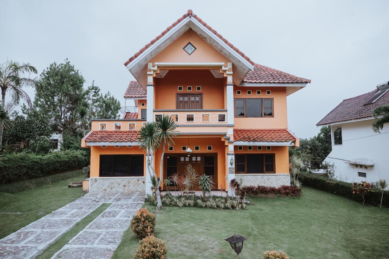 Villa Batu Malang Batu (East Java) Exterior photo